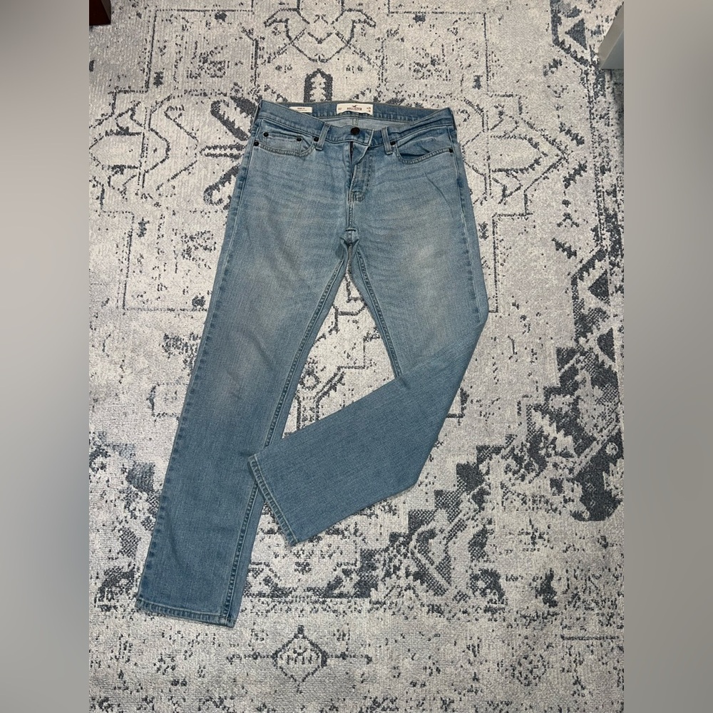 Hollister Men's Light Blue Slim Jeans